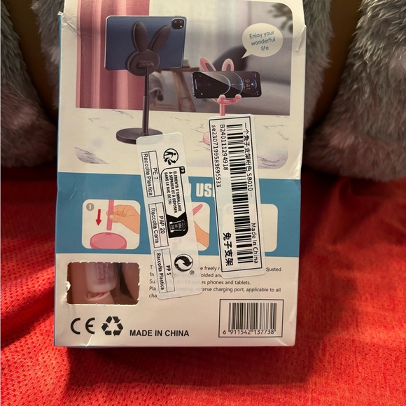 “RABBIT” PHONE STAND - Picture 3 of 5